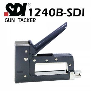 GUN TACKER